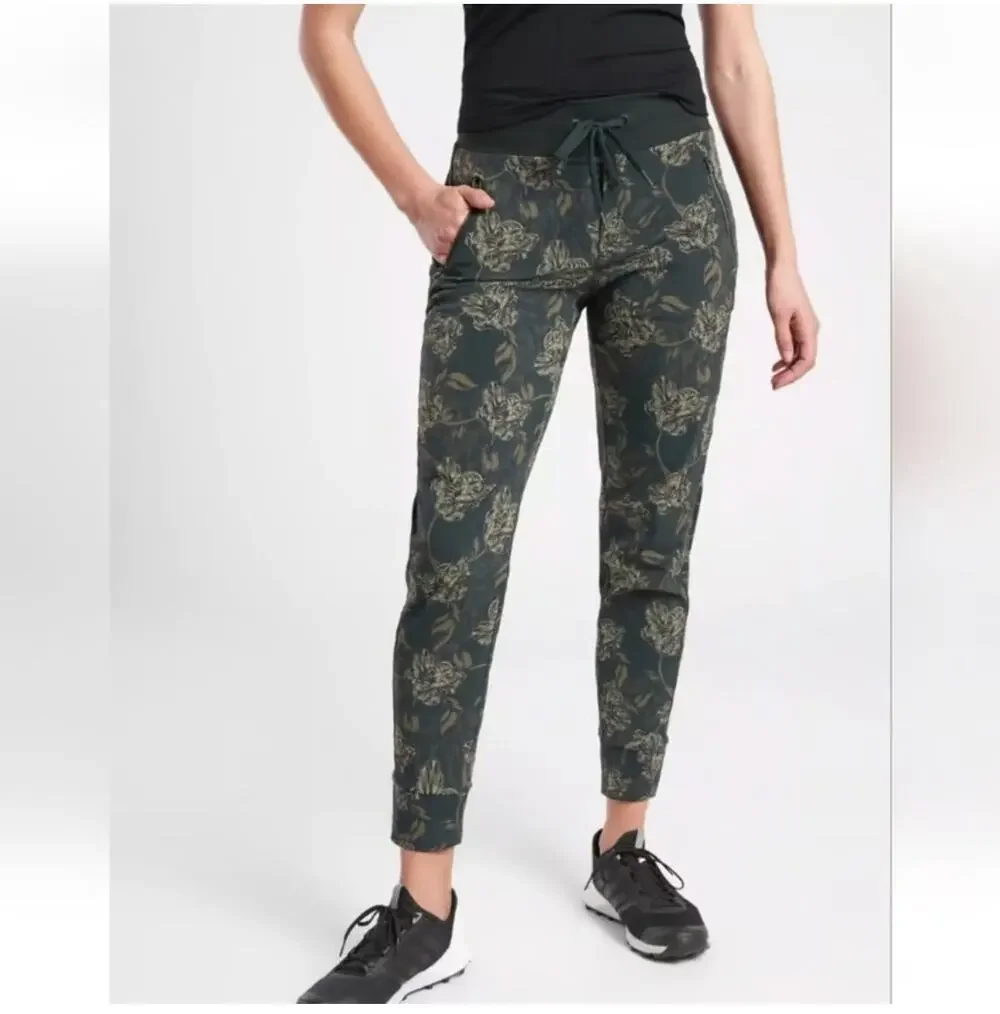 Athleta Pants Women 2 Green Floral Print Trekkie North Jogger Active Travel Hike